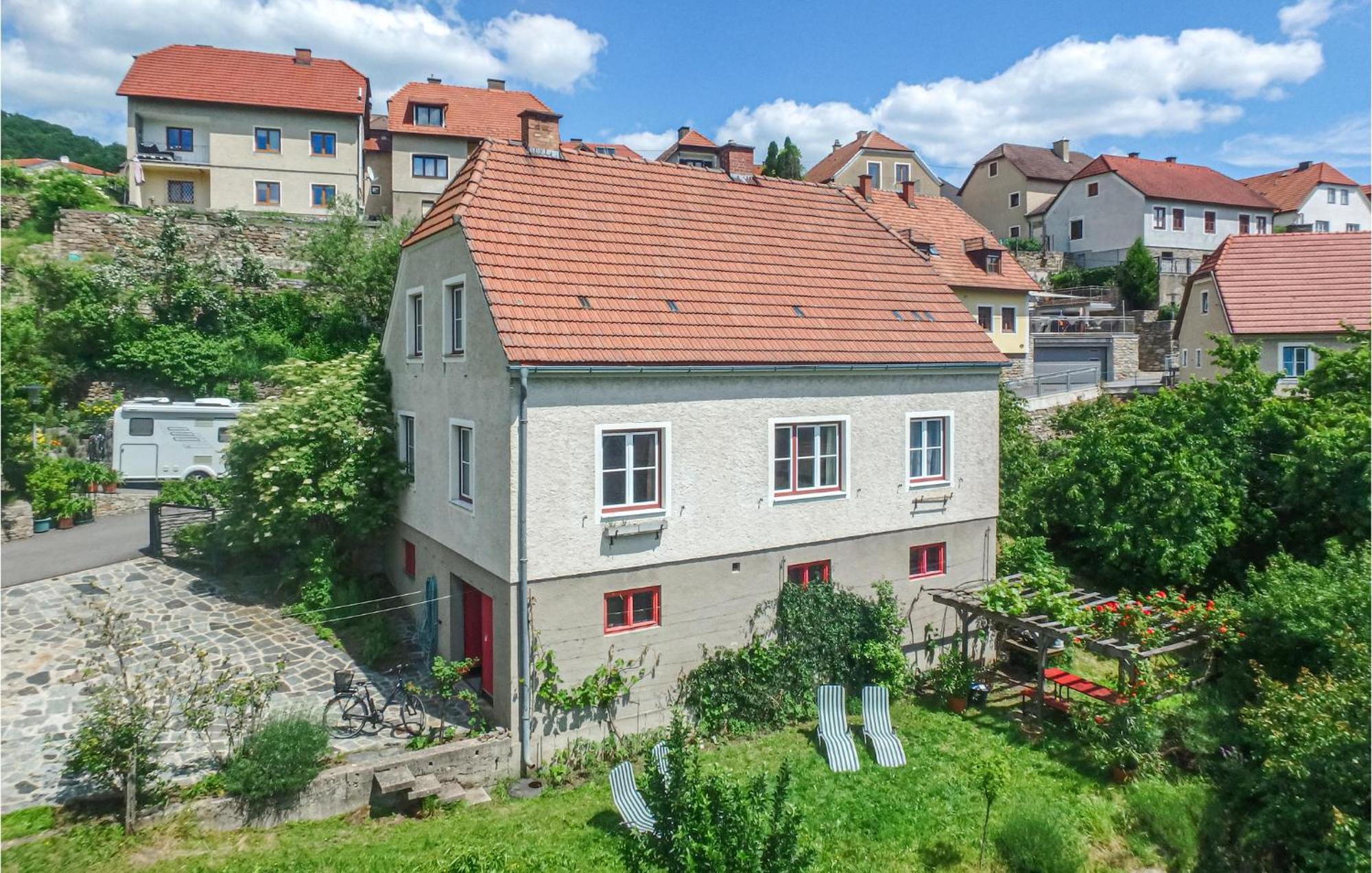 Holiday home Mit Garten