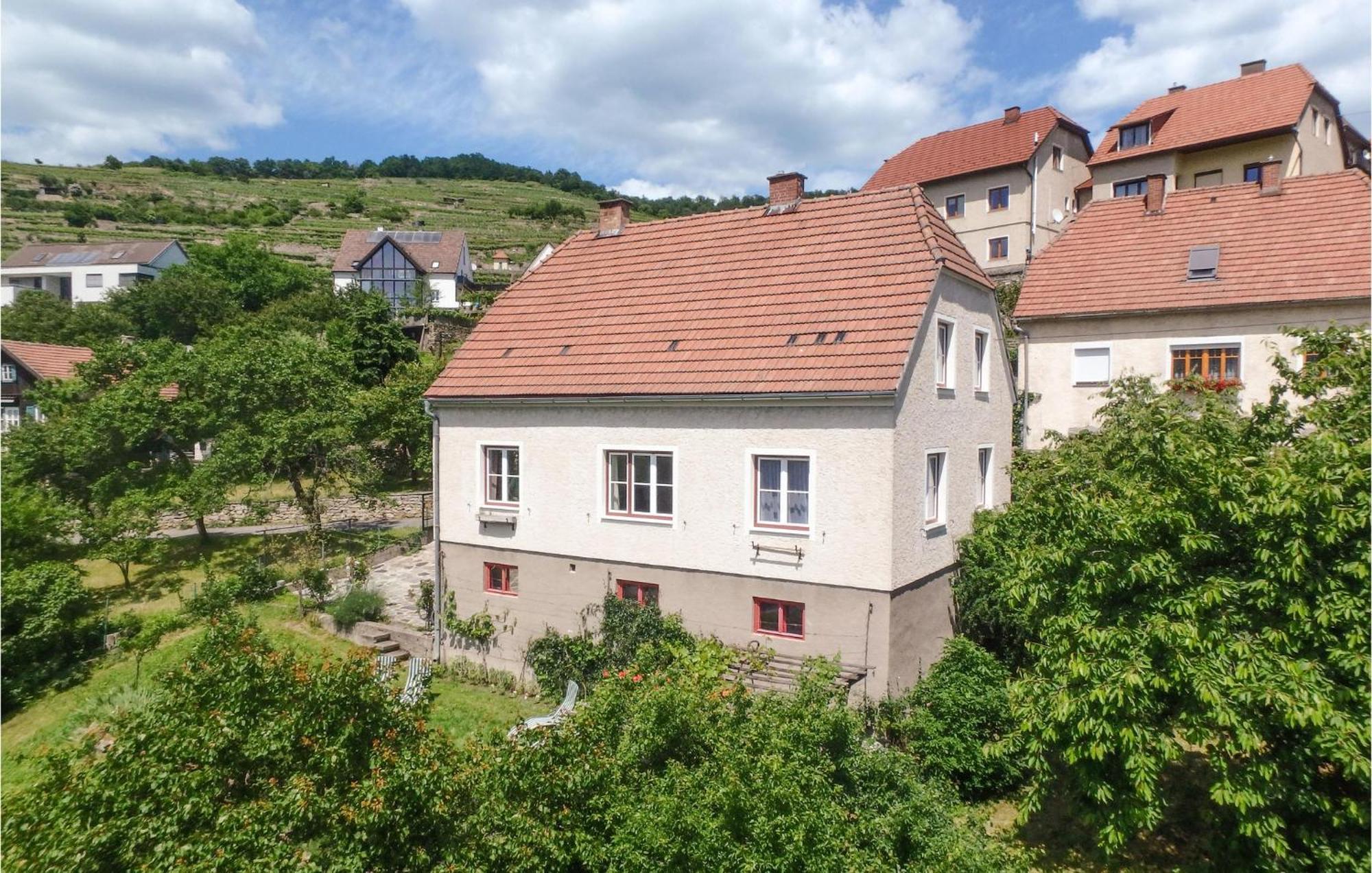 Mit Garten *